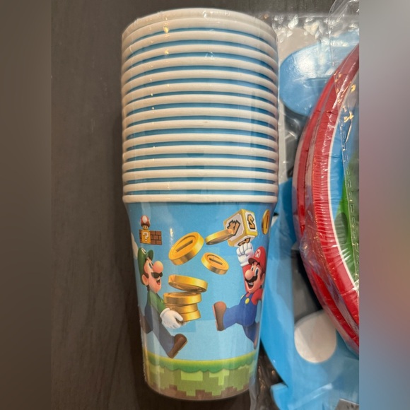Colorful Mario Party Tableware Set - Picture 10 of 10